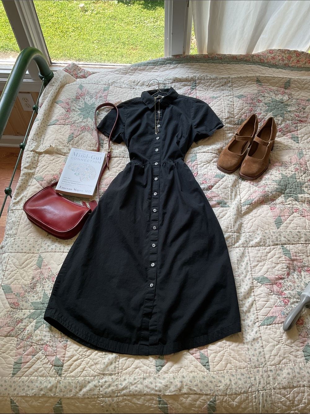 J. Crew Black Short-Sleeve Midi Dress🥀✨❤️